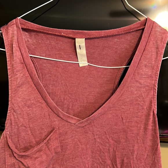 Tank - Picture 3 of 4